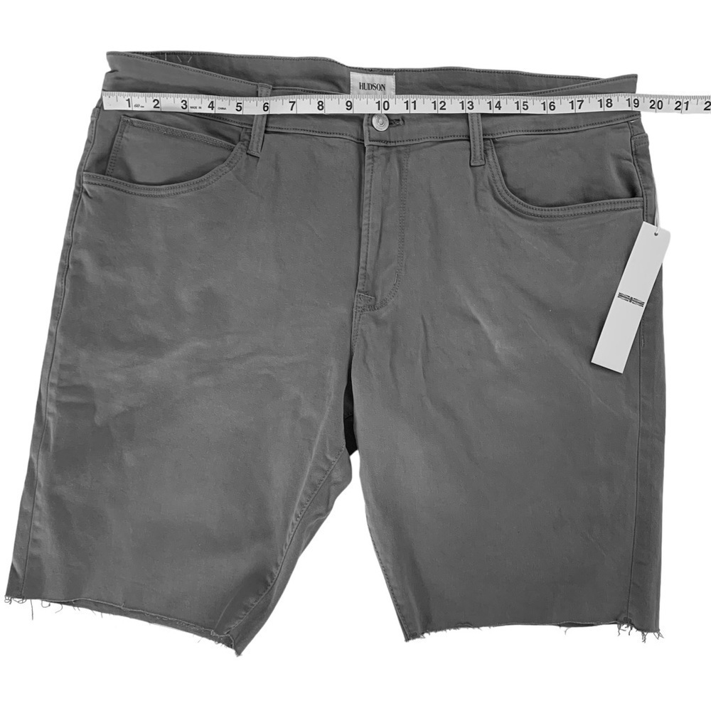 HUDSON Cut Off Shorts! - Picture 4 of 7